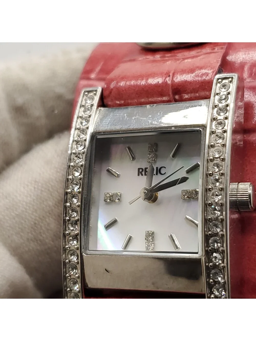 Relic Quartz Watch Women Square 22mm Rhinestones MOP Dial New Battery